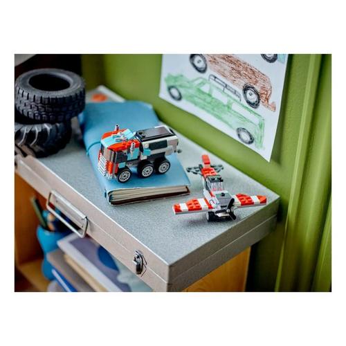 LEGO Creator 3 in 1 Flatbed Truck with Helicopter 31146 Building Set - Primary Image