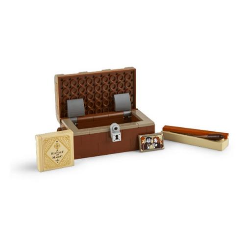 LEGO Harry Potter Hedwig at 4 Privet Drive 76425 Building Set - Primary Image