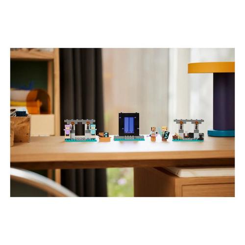 LEGO Minecraft The Armory 21252 Building Set - Primary Image