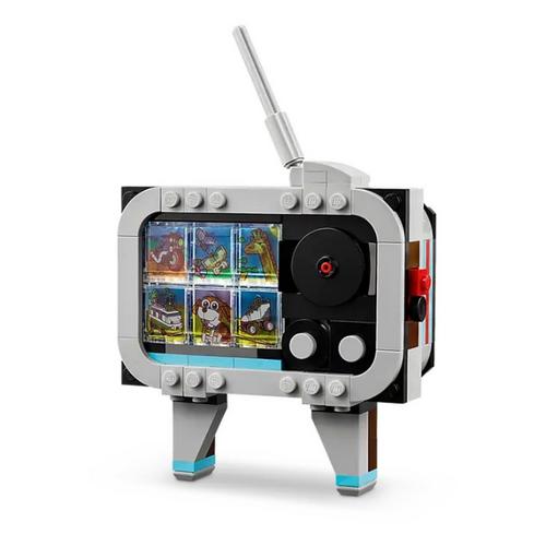 LEGO Creator 3in1 Retro Camera 31147 Building Set - Primary Image