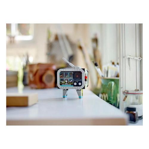 LEGO Creator 3in1 Retro Camera 31147 Building Set - Primary Image