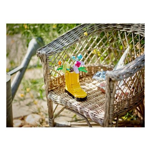 LEGO Creator 3 in 1 Flowers in Watering Can 31149 Building Set - Primary Image