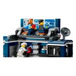 LEGO City Police Mobile Crime Lab Truck 60418 Building Set - Thumbnail 3 of 7