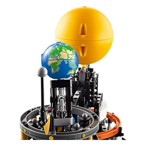 LEGO Technic Planet Earth and Moon in Orbit - Primary Image