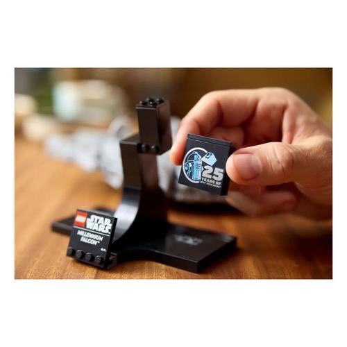 LEGO Star Wars Millennium Falcon 75375 Building Set - Primary Image