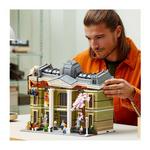 LEGO Icons Natural History Museum 10326 Building Set - Thumbnail 11 of 13