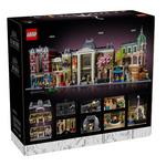 LEGO Icons Natural History Museum 10326 Building Set - Thumbnail 10 of 13