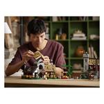 LEGO Icons Medieval Town Square - Thumbnail 11 of 14