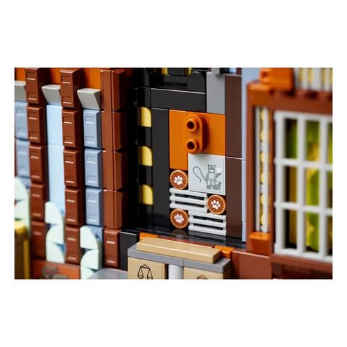 LEGO Art Batman The Animated Series Gotham City 76271 Building Set - Primary Image