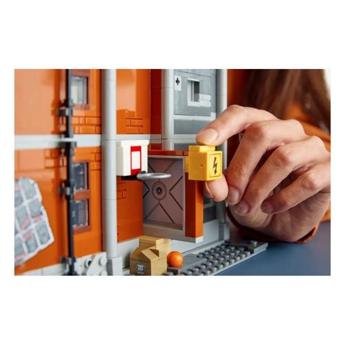 LEGO Marvel X-Men The X-Mansion 76294 Building Set - Primary Image