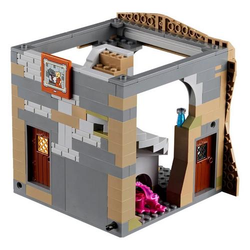 LEGO Ideas Dungeons & Dragons Red Dragon's Tale 21348 Building Set - Primary Image