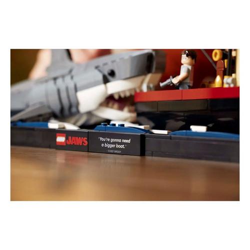 LEGO Ideas Jaws 21350 Building Set - Primary Image