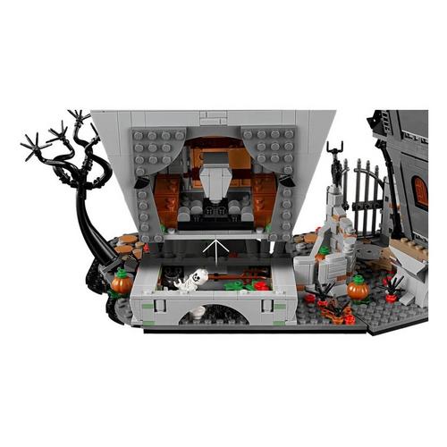 LEGO Ideas Tim Burton's The Nightmare Before Christmas 21351 Building Set