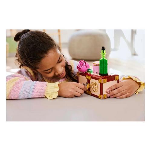 LEGO Wicked Glinda & Elphaba's Dormitory 75683 Building Set - Primary Image