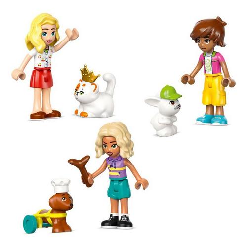 LEGO Friends Pet Accessories Shop 42650 Building Set - Primary Image