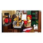 LEGO Icons Tudor Corner 10350 Building Set - Thumbnail 3 of 12
