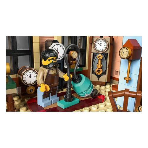LEGO Icons Tudor Corner 10350 Building Set - Primary Image