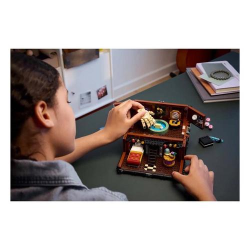 LEGO Wednesday Thing's Apartment 76785 Building Set - Primary Image