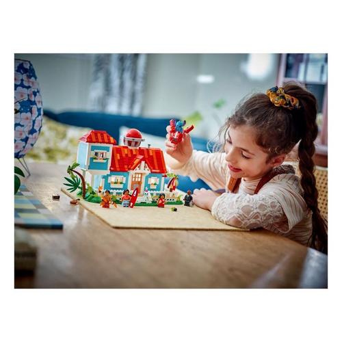 LEGO Disney Lilo and Stitch Beach House 43268 Building Set - Primary Image