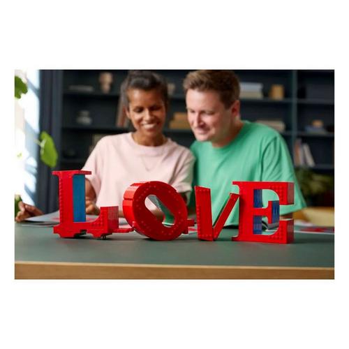 LEGO Art LOVE 31214 Building Set