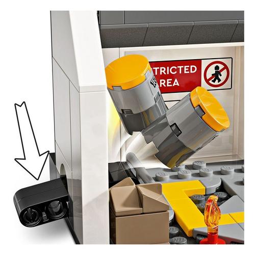 LEGO Marvel Captain America Civil War Action Battle 76314 Building Set - Primary Image