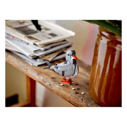 LEGO Creator 3 in 1 Playful Cat 31163 Building Set - Primary Image