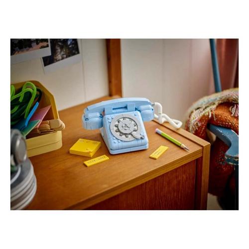 LEGO Creator 3 in 1 Retro Telephone 31174 Building Set - Primary Image