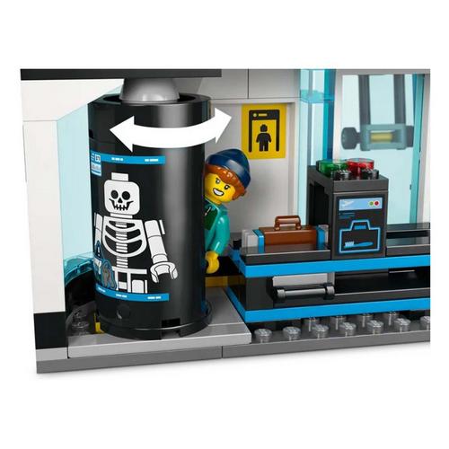 LEGO City Airport with Airplane 60502 Building Set - Primary Image