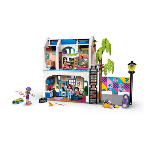LEGO Friends Liann's Family House 42687 Building Set - Primary Image