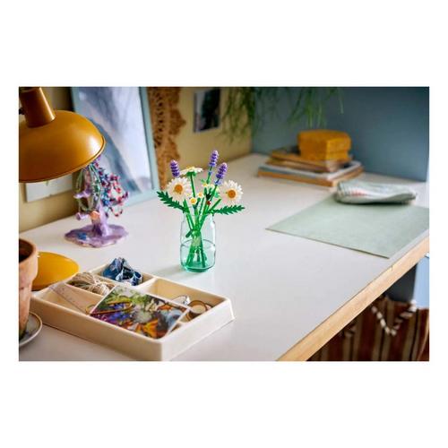 LEGO Botanicals Daisies 11508 Building Set - Primary Image