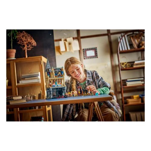 LEGO Harry Potter Hogwarts Castle Hospital Wing 76463 Building Set - Primary Image