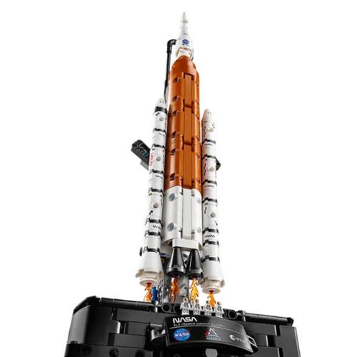 LEGO Technic NASA Artemis Space Launch System Rocket 42221 Building Set - Primary Image
