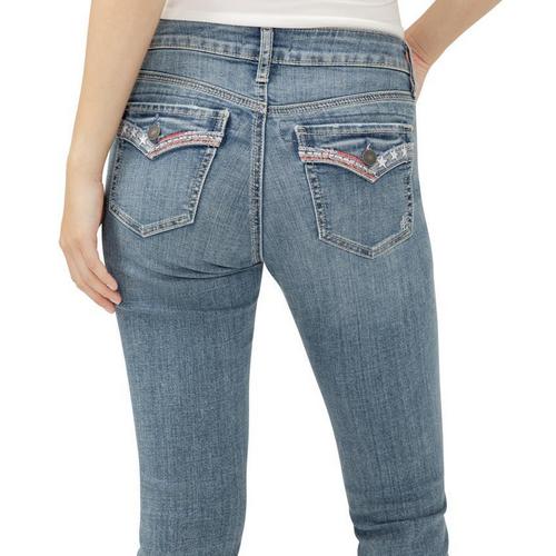 Women's Silver Jeans Co. Elyse Comfort Luxe Capri Curvy Slim Leg Capri Jeans - Primary Image