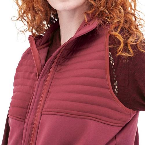 Women's Aventura Dog-Walker Vest - Primary Image