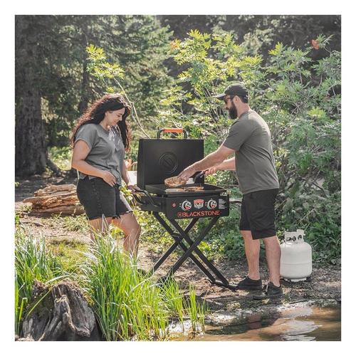 Blackstone On the Go 22'' Griddle with Flexfold Legs - Primary Image