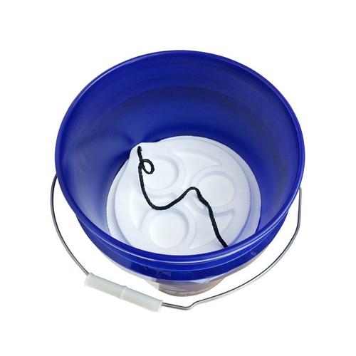 Clam 6-Gallon Bucket with lid - Primary Image