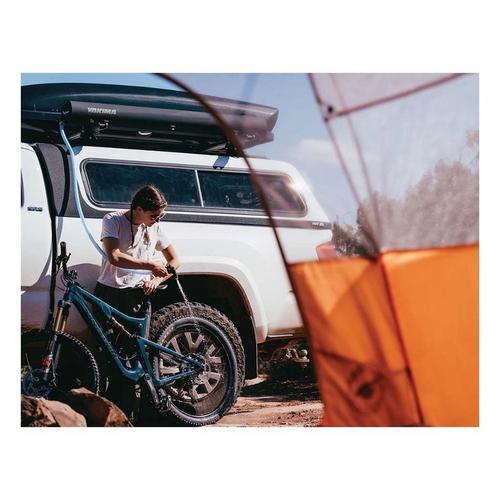 Yakima RoadShower 7 Gallon Portable Pressurized Water Storage - Primary Image