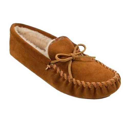 Men's Minnetonka Pile Lined Softsole Slippers - Primary Image