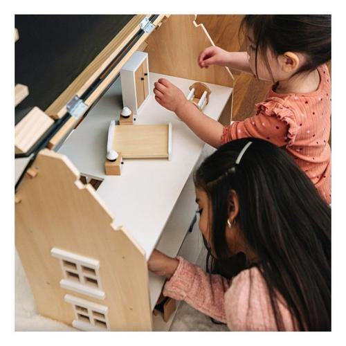 Wonder & Wise Dollhouse - Primary Image