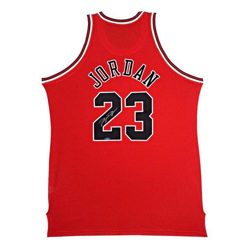 Michael Jordan Autographed Chicago Bulls 1997-1998 Jersey - Primary Image