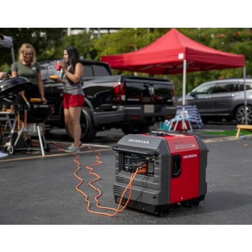 Honda EU3000iS 3000 Watt 120V Inverter/Generator - Primary Image