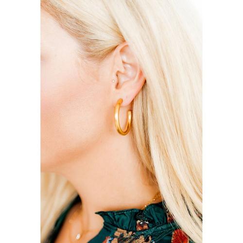 LINNY CO Avery Hoop Earrings - Primary Image