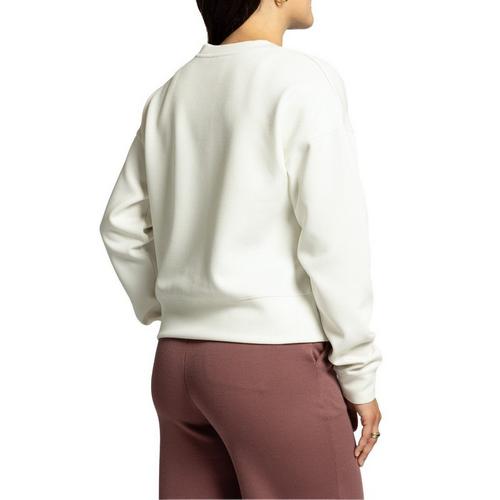 Women's RECREATION Martina V-Neck Crop - Primary Image