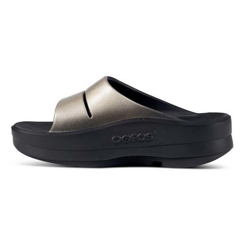 OOFOS OOmega OOahh Luxe Slide Sandals - Primary Image
