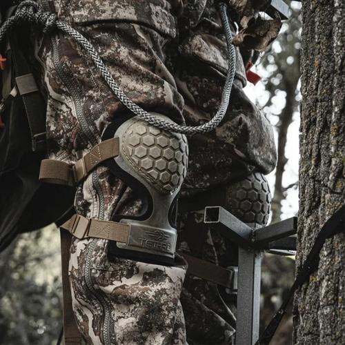 Tethrd Knee Pads - Primary Image