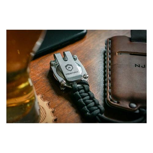 Trayvax Wallets Tracer Apple Airtag Keychain - Primary Image