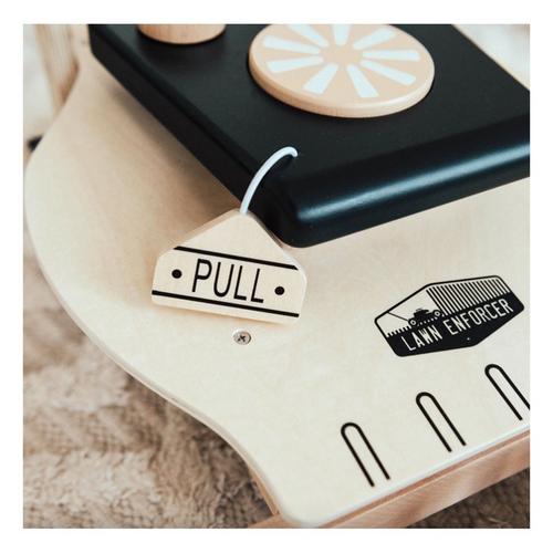 Wonder & Wise Lawn Enforcer - Primary Image