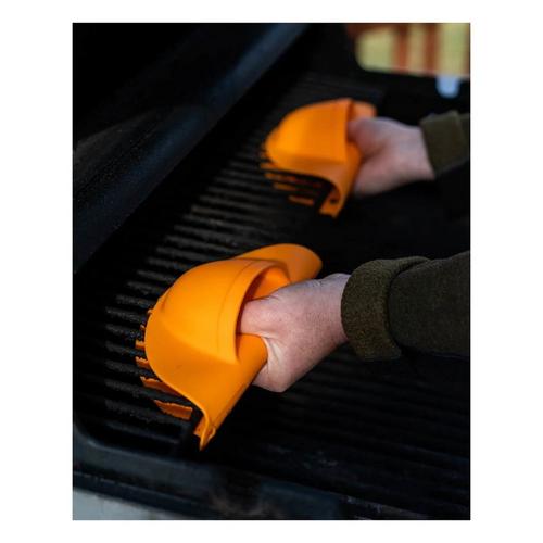 Drip EZ BBQ Silicone Grill Mitts - Primary Image