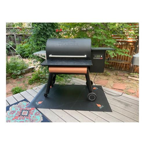 Drip EZ Deck Protector Grill Mat - Primary Image