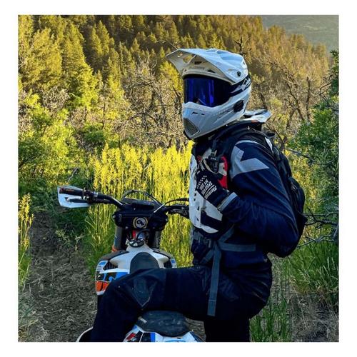 Oxbow Gear Renegade 2.0 Two-Way Radio